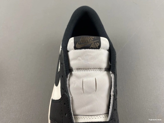 HYPE OG Low Jordan Mocha 1 Air CZ0790-102 0808